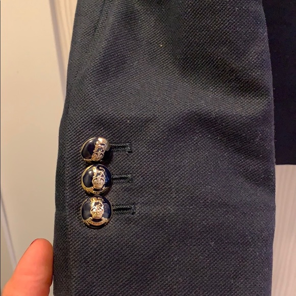 Blazer - Picture 4 of 4